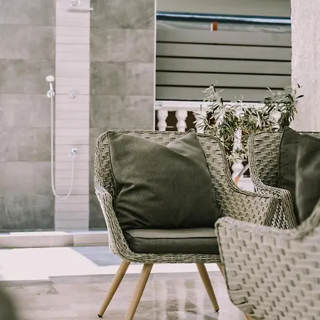 Kostas فندق Olympiakí Aktí