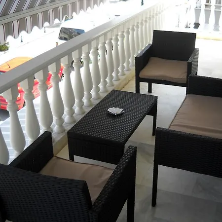 Kostas Hotel 2*
