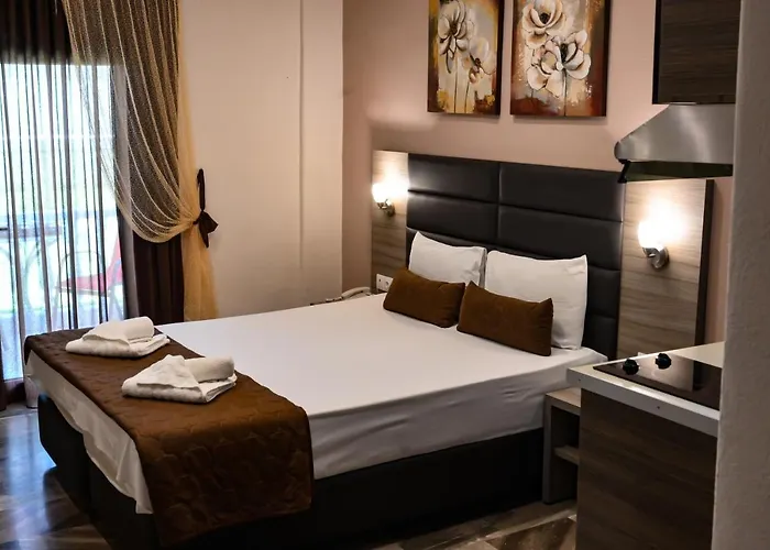 Kostas Hotel 2*