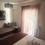 Hotel Kostas Olympiakí Aktí