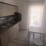 Kostas 2* Olympiakí Aktí