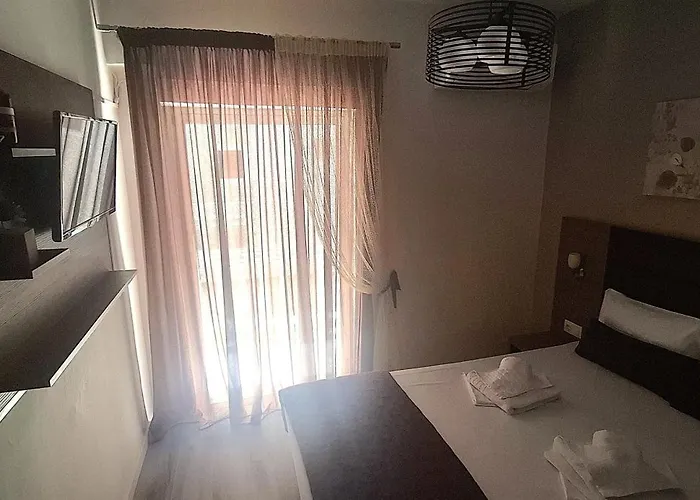 Kostas 2* Олимпиаки-Акти