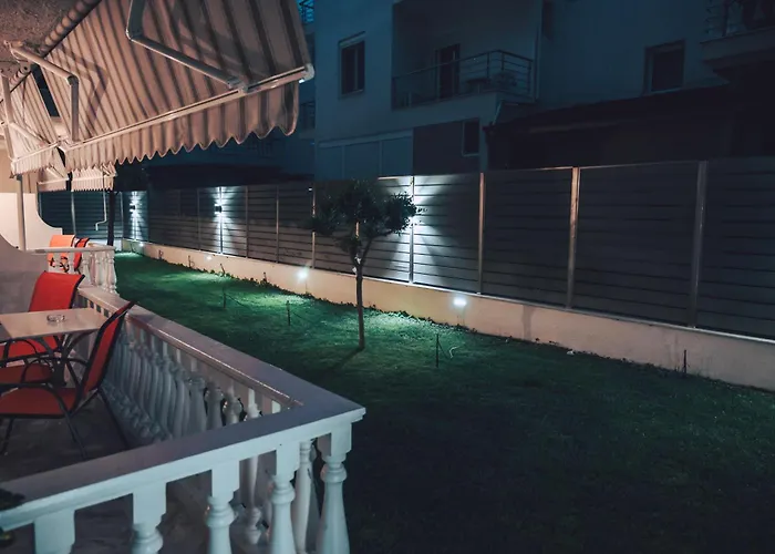 Отель Kostas 2*