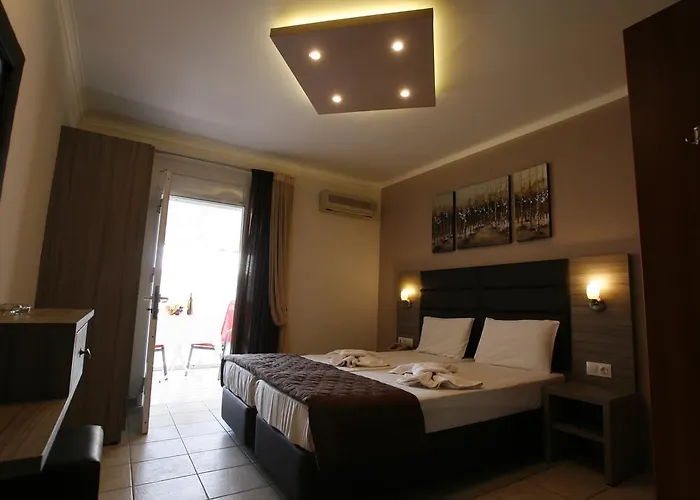 Kostas Олимпиаки-Акти